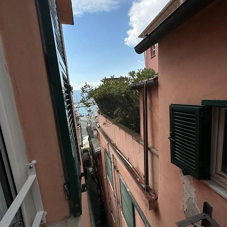 Elegante Stanza Rossa Mottino23 Bed & Breakfast Lerici Exterior photo
