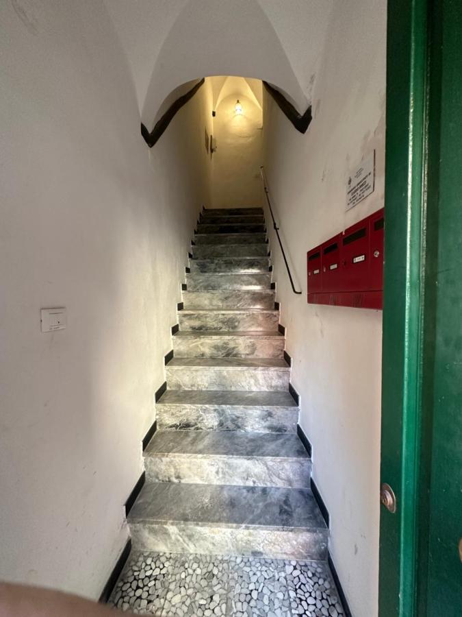 Elegante Stanza Rossa Mottino23 Bed & Breakfast Lerici Exterior photo
